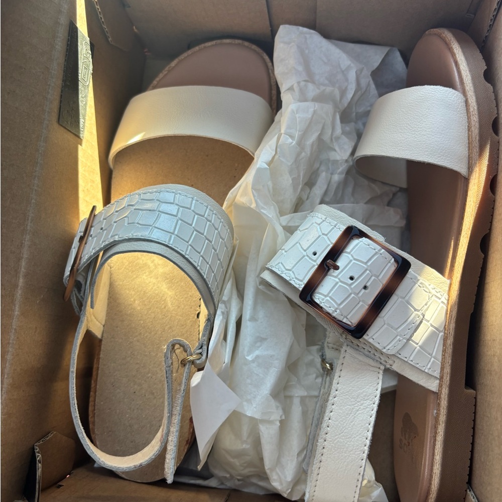 Sorel Ella III Slingback Sandals in White and Tan